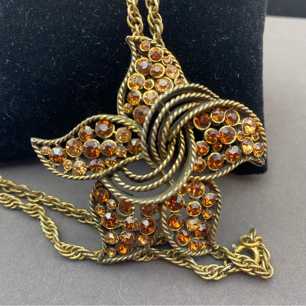 Vintage Kramer of New York Amber Crystal Flower Pendant Necklace - Women Jewelry